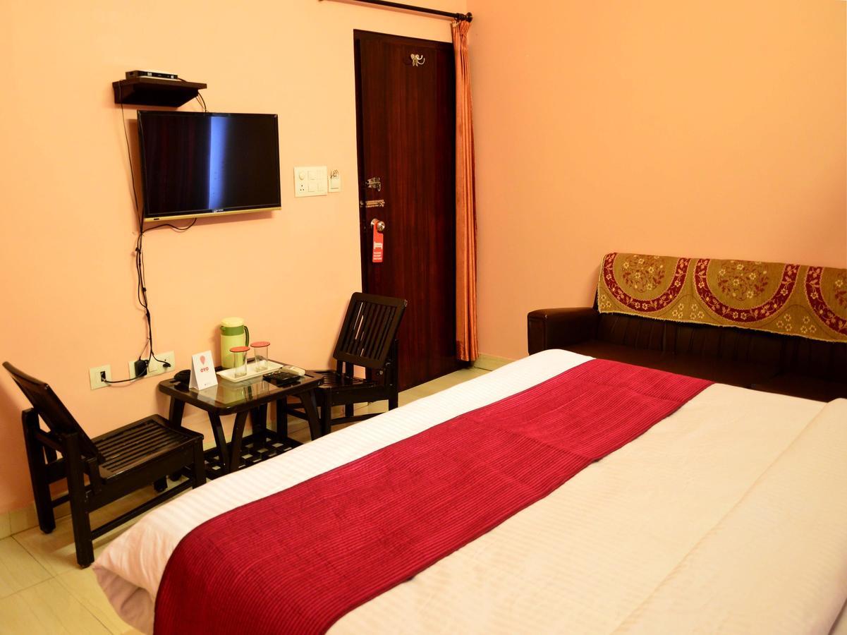 Oyo 6179 Hotel Aarjee Crescent ชัยปุระ ภายนอก รูปภาพ