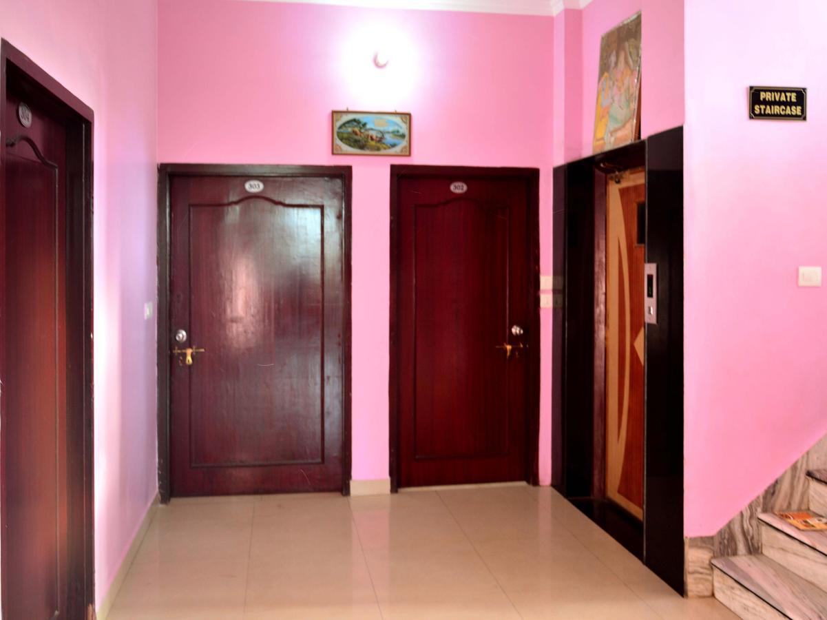Oyo 6179 Hotel Aarjee Crescent ชัยปุระ ภายนอก รูปภาพ