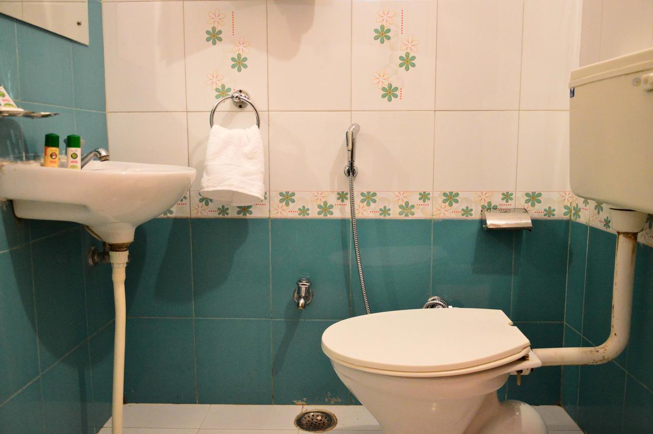 Oyo 6179 Hotel Aarjee Crescent ชัยปุระ ภายนอก รูปภาพ